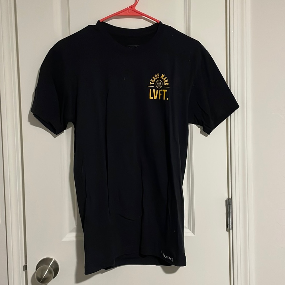 Trade Mark LVFT Live Fit size small tee
